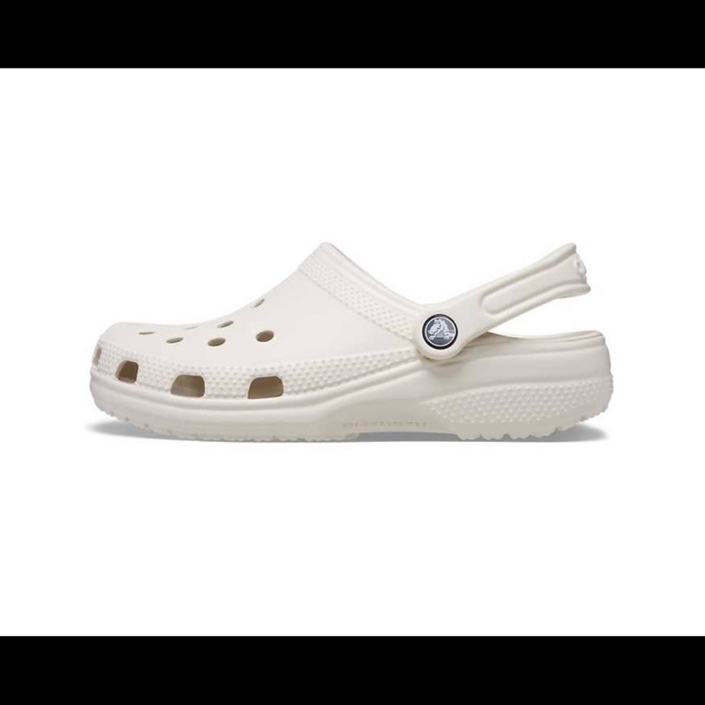 Brand new crocs still have the tags on them. Bought a few sizes too big.